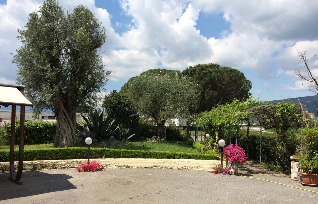סרנו Hotel Il Cavaliere מראה חיצוני תמונה